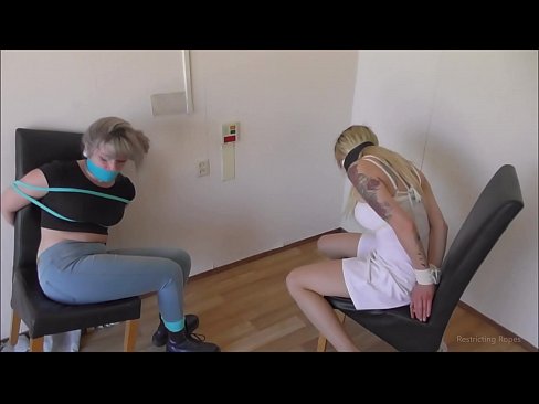 ❤️ Sõltuvuses / seotud ja suukorvistatud / neiu hädas ❌ Kõva porno at et.villagesexvideos.ru ❌❤
