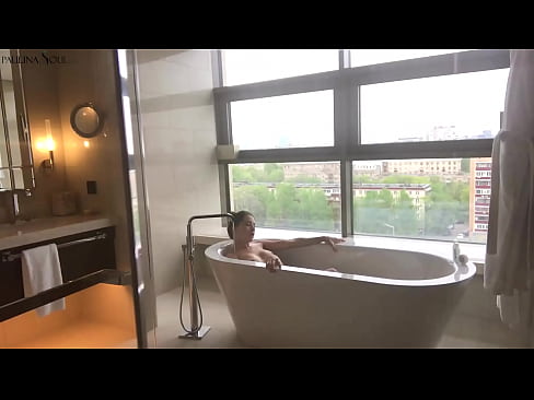 ❤️ Hiiglaslik beib kirglikult oma tussu riivimas vannitoas ❌ Kõva porno at et.villagesexvideos.ru ❌❤